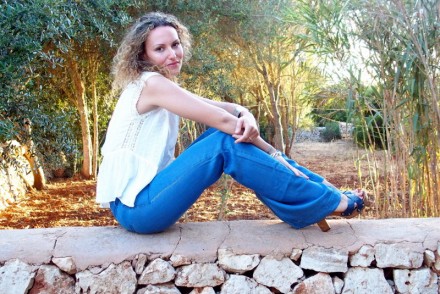 jean top blanc look casual minimaliste blog mode french blogger blogueuse toulouse jean flare